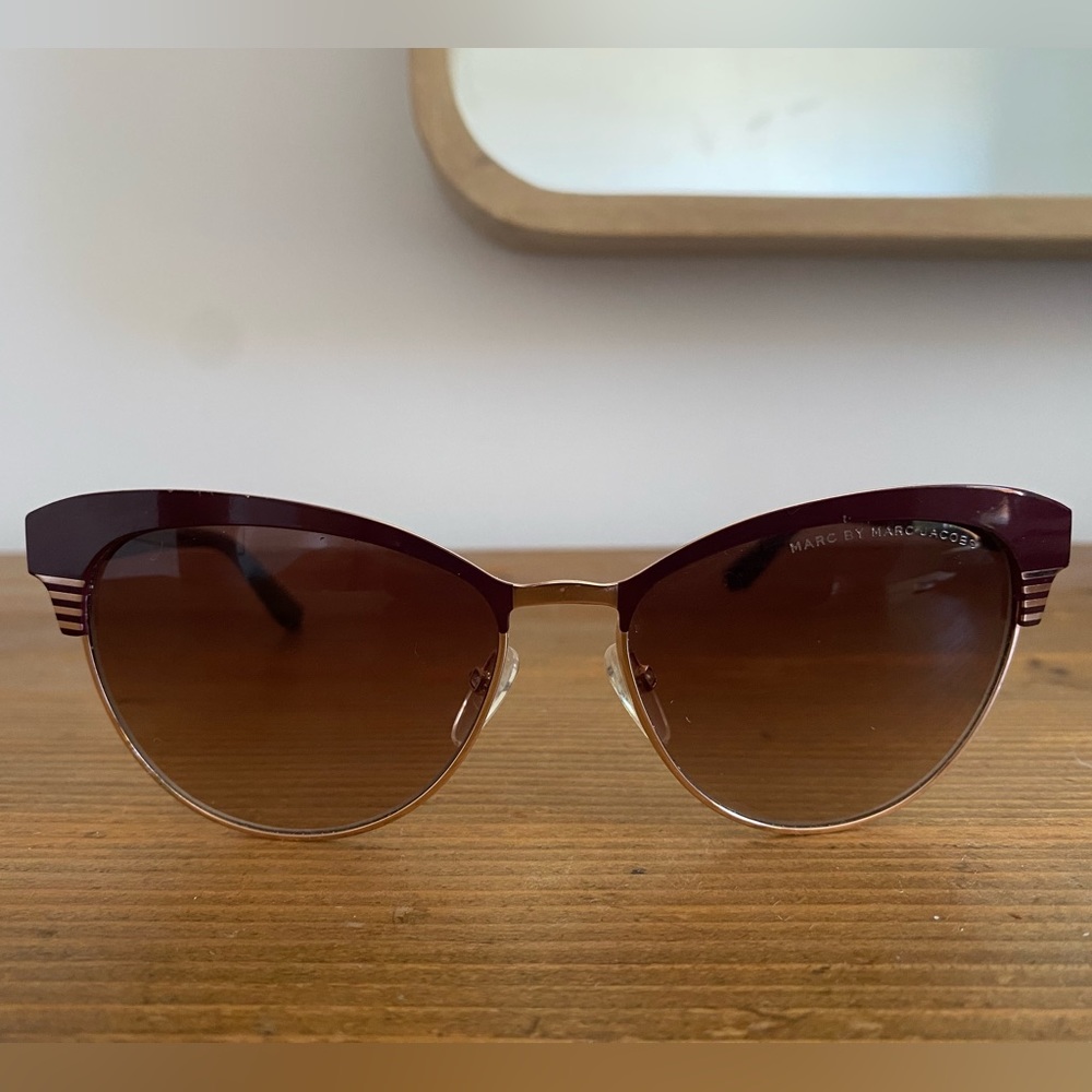Marc by Marc Jacobs Maroon Gradient Cat Eye Sunglasses with Rose Gold Accent